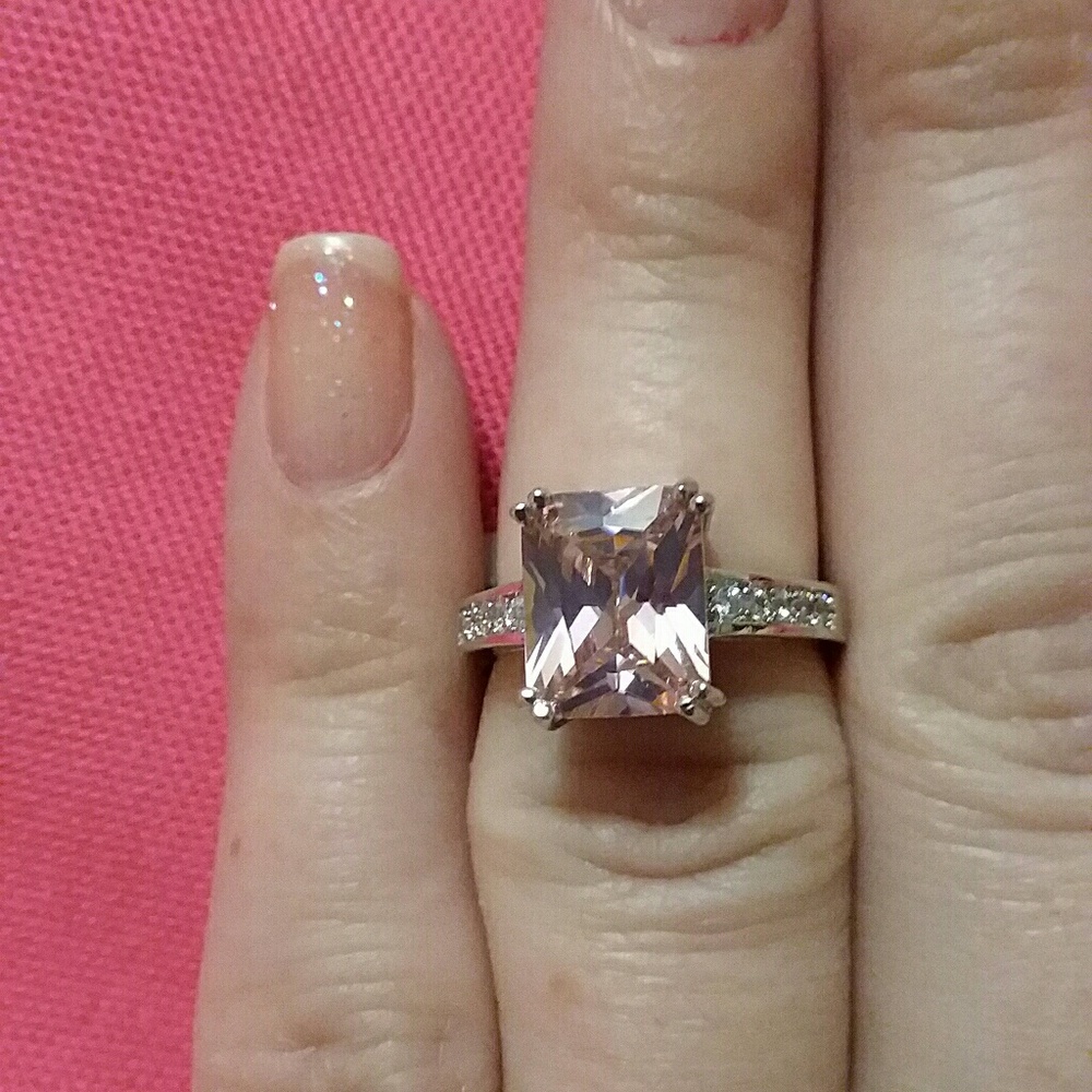 Pink Topaz Ring - Picture 3 of 8